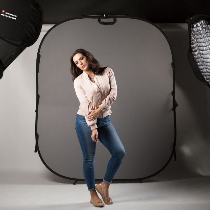 Manfrotto LL LB56GB - Collapsible Reversible Background (Black/Mid Gray, 5 x 6')