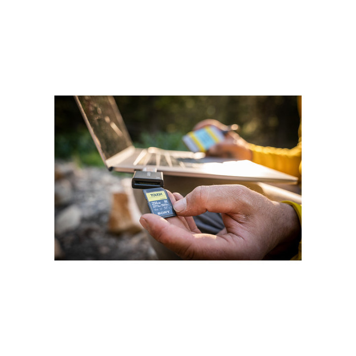 Sony SFM128T.SYM - SF-M Tough SDXC 128GB UHS-II 277MBs