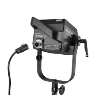 Nanlite 31-2010 - Forza 300B II