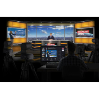 MRMC 8013 - Polymotion Chat Studio- 4 heads with server