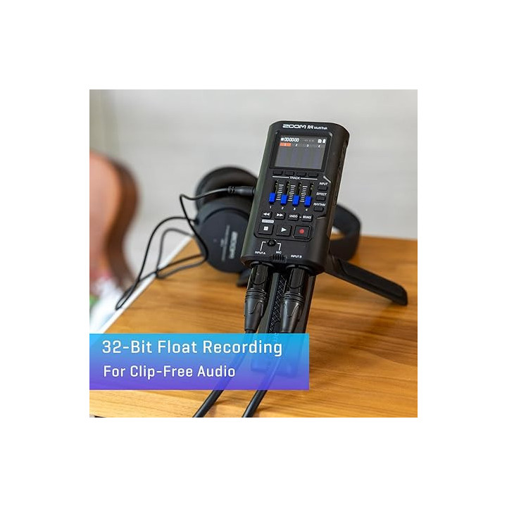 Zoom R4 - Handheld 4-Track Recorder with 32-Bit Float Audio