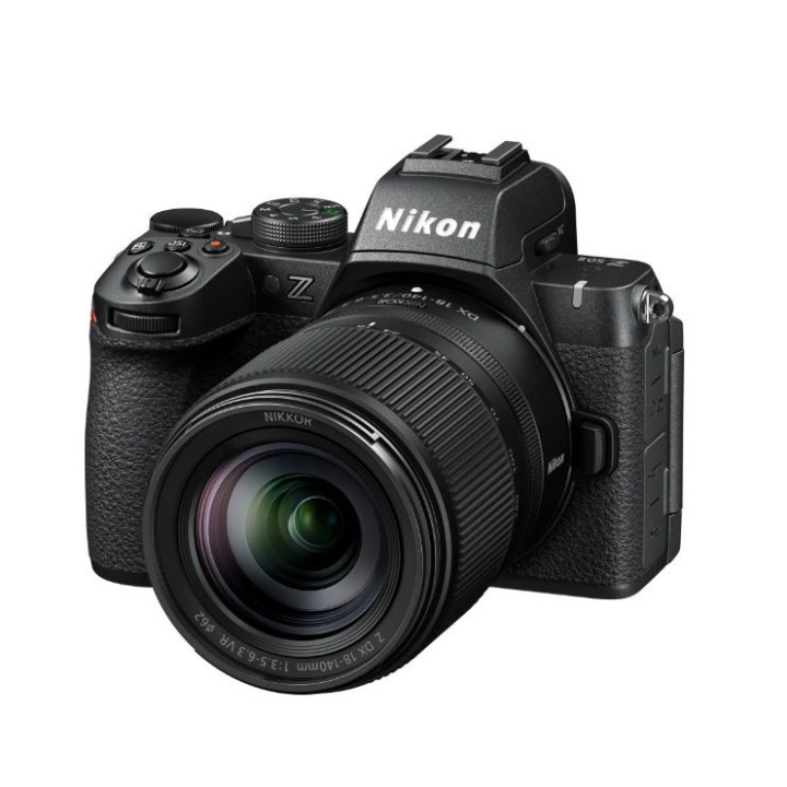 Nikon VOA150K003 - Z50II Body 18-140 DX