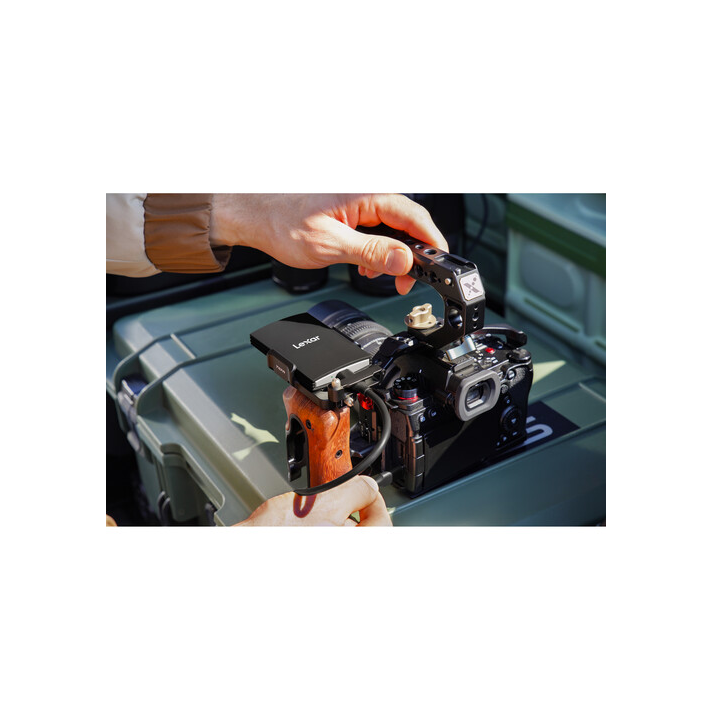 Lexar LAR700X002T-RNBNG - Armor 700 Portable SSD 2TB