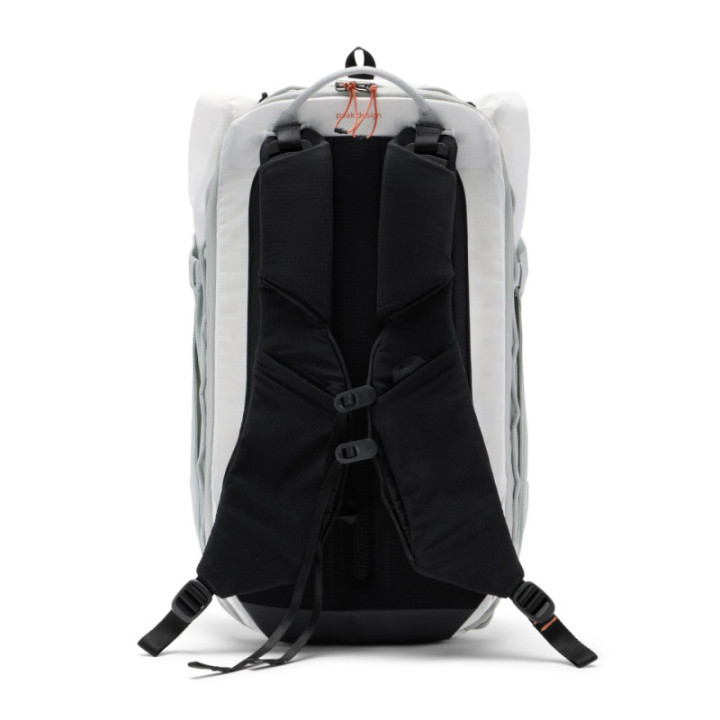 Peak Design 46B-ABP.25C-D1 - Outdoor Backpack 25L - Cloud