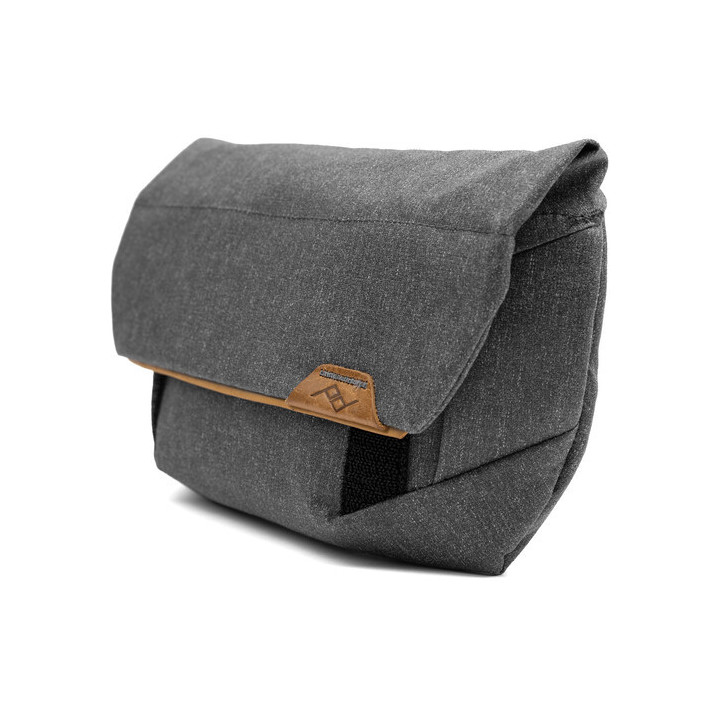 Peak Design 46B-PCH.3 - Field Pouch - Charcoal PFAS Free