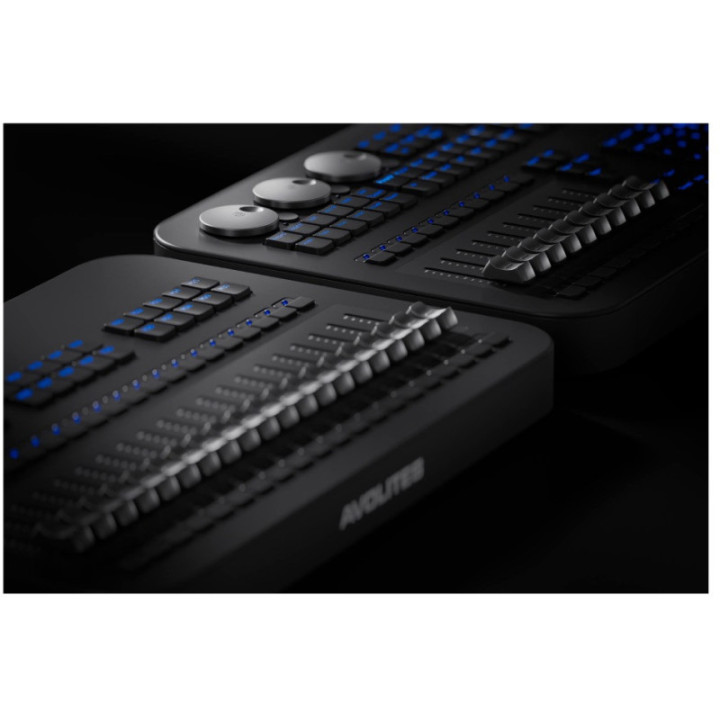 Avolites 30-01-9823 - T3 WING,  black