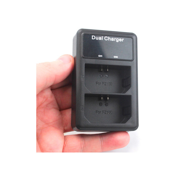 Hawkwoods DV-Z2 -  2-Ch Sony Z-Series Simultaneous Charger 