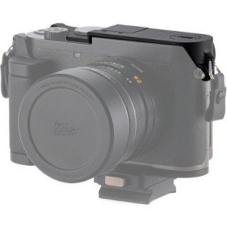 Tilta TA-T76-TPP-B - Top Protection Plate with Thumb Bracket for Leica Q3 - Black