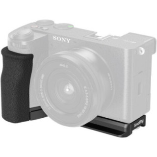 Smallrig 5061 - L-Shape Mount Plate with Silicone Handle for Sony Alpha 6700