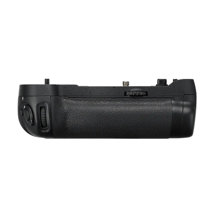 Nikon VFC00601 - MB-D17 Multi-Power Battery Grip