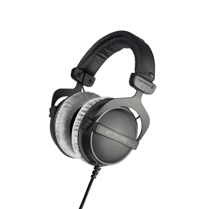 Beyerdynamic DT 770 PRO 32 - Closed reference headphone