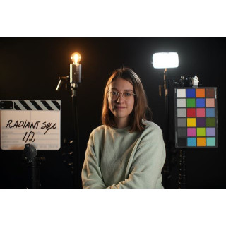 Schneider 1091662 - 4x5.65 inches Radiant Soft 1/2 Filter