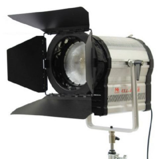 Falcon Eyes 290846 - 5600K LED Spot Lamp Dimmable CLL-4800R on 230V
