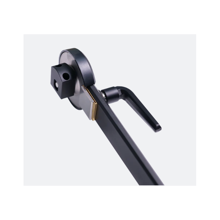 Aputure Nova P600C Dual Head Yoke